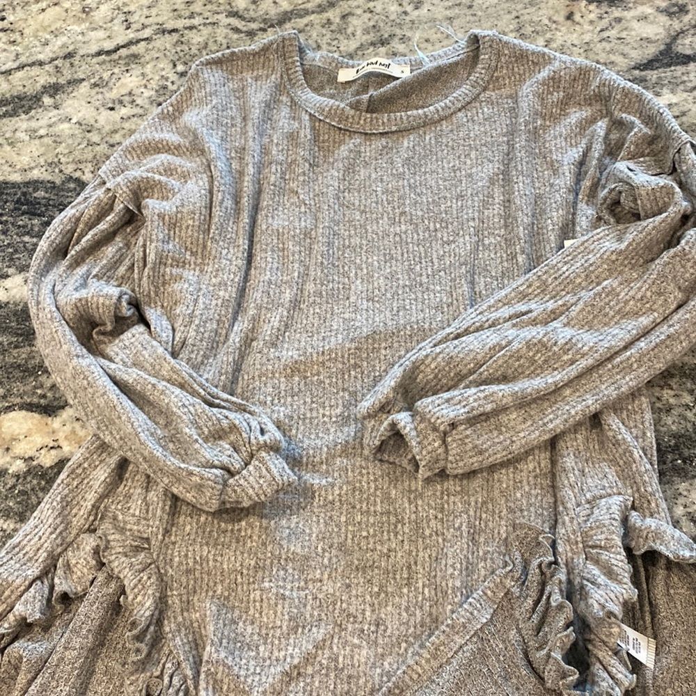 Three bird nest gray tunic